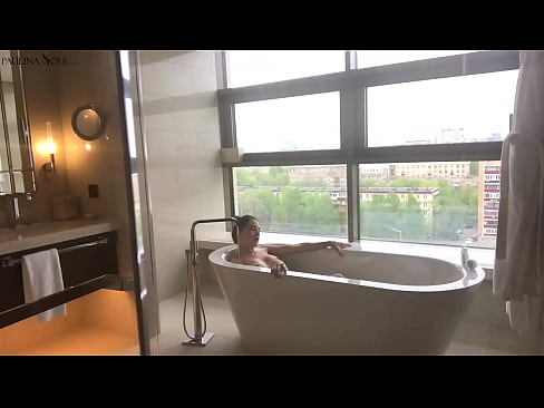❤️ Riesiges Babe wichst leidenschaftlich ihre Muschi im Badezimmer ☑ Hard porn bei porn de.kenhdammy.top ❌️